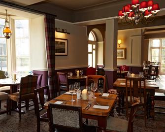 Royal George Hotel by Greene King Inns - Gloucester - Restaurant