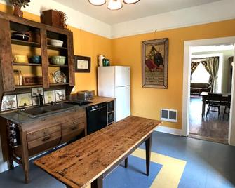 Comfort and History! - Kanab - Küche
