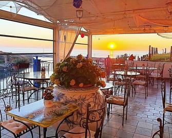 Hotel Isolabella - Ventotene - Restaurant