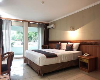 Super OYO Collection O 92122 Series Hotel Serpong - South Tangerang City - Slaapkamer