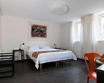Guesthouse Arosio B&B - Alto Malcantone - Bedroom