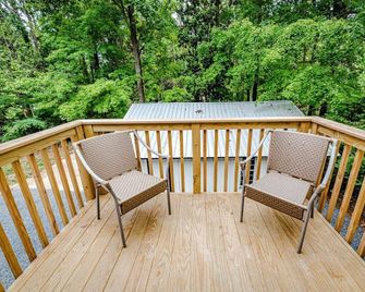 Cottage on Ridge- Short & Extended Stays - Southern Pines - Balkón