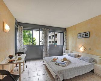 Convenient Apartments in Chiasso - Chiasso - Schlafzimmer