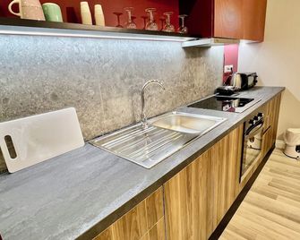 Spiranca Apartments & Rooms - Tirana - Cucina