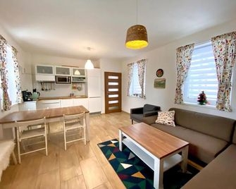 3 Domky - Demanovska Dolina - Obývací pokoj