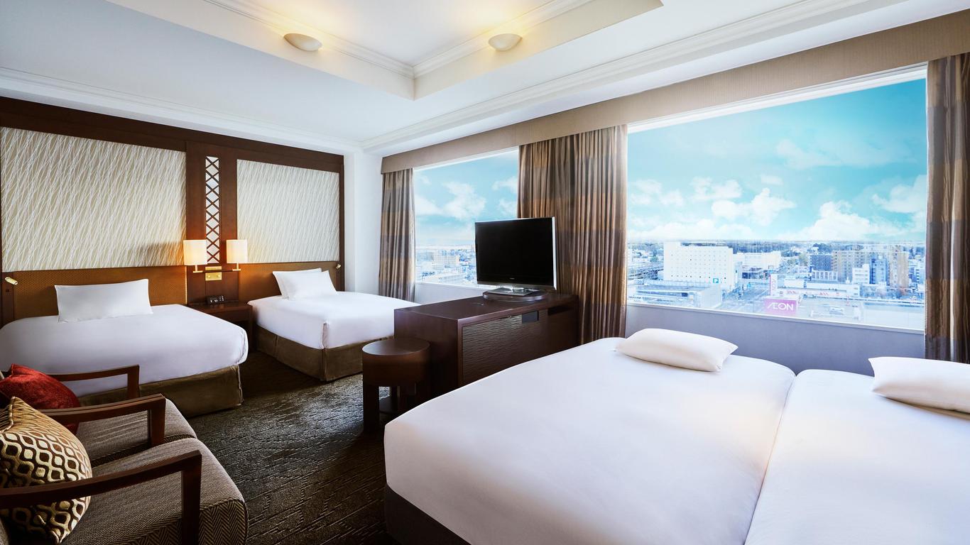 إيه إ إيه كراوان بلازا تشيتوز باي آيتش جي