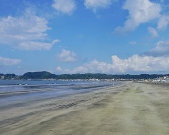 Guest House Kamejikan -turtle time- - קאמאקורה - חוף