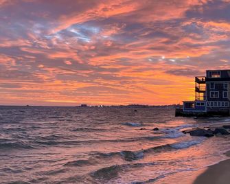 Surfside Hotel and Suites - Provincetown