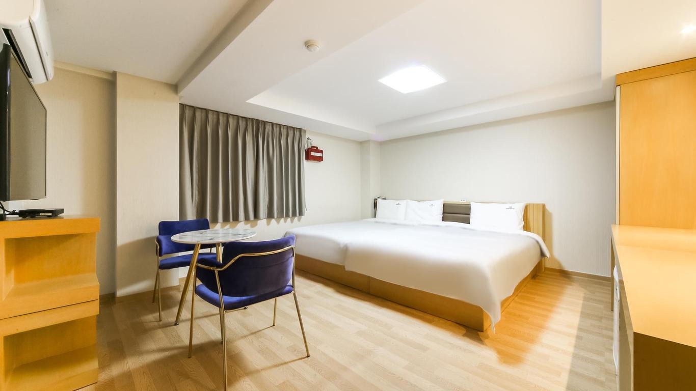 Geojedo Okpo Win Hotel