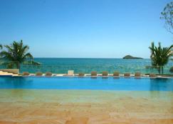 Beach front property located by one of the best beaches in Panama - Río Hato - Pool