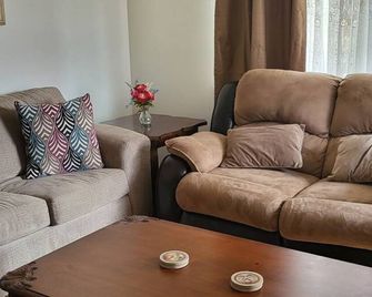 Centrally located Alamosa house - License No. 1430 - Alamosa - Wohnzimmer