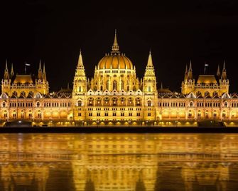 Attila Hotel Budapest - Budapest