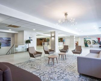 Hotel Best Oasis Park - סאלו - לובי