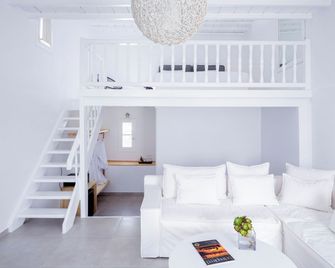 Pietra e Mare - Mykonos Moments - Kalafati