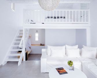Pietra e Mare - Mykonos Moments - Kalafati