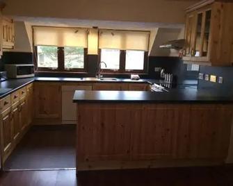 Scandinavian Village Ltd - Aviemore - Keuken