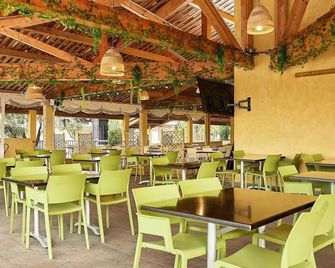 Apartment - Montagnac-Montpezat - Restaurante