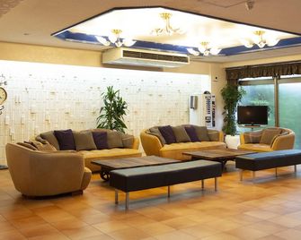 Tabist Sasebo Palace Hotel - Sasebo - Lobby