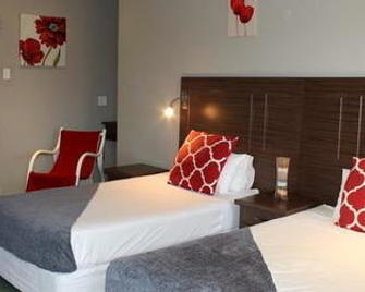 The Itumeleng Guest House - Bergville - Bedroom