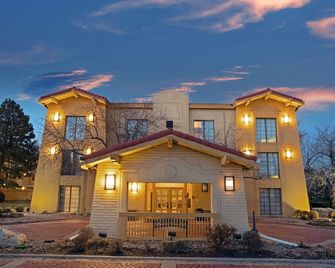 La Quinta Inn by Wyndham Denver Golden - Golden - Gebäude