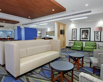 Holiday Inn Express Jasper By IHG - Jasper - Building