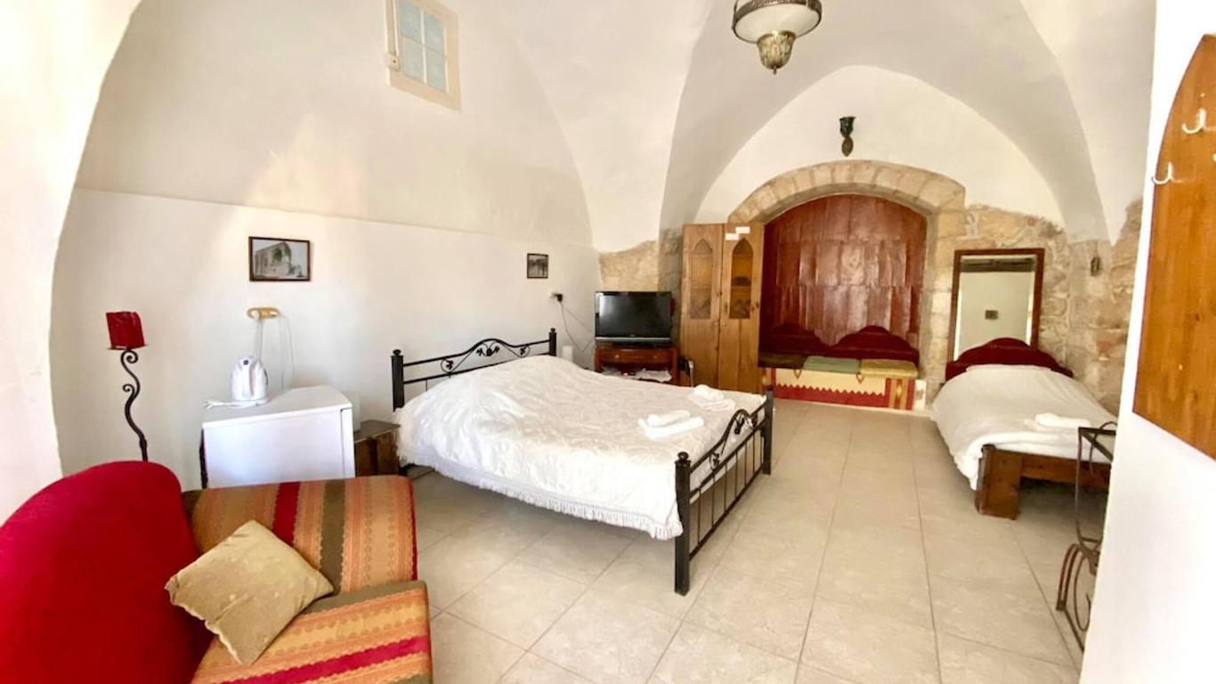 أل-موتران جيست هاوس