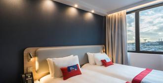 Holiday Inn Express Paris - CDG Airport - Roissy-en-France - Bedroom