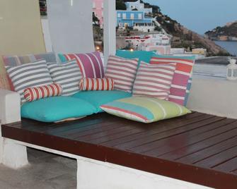 Pamanuva - Villa / Casa Ponzese with a breathtaking view of the port. - Ponza - Innenhof