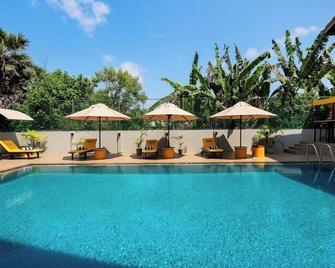 The Thinnai Suites - Jaffna - Piscina