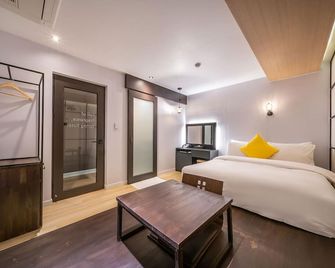 Chuncheon Bom Stay - Chuncheon - Bedroom