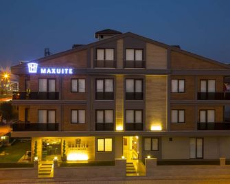 Maxuite Hotel in Home - Akçay - Budova