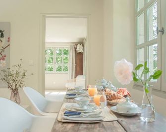 Gite La Folie - Saint-Maurin - Comedor