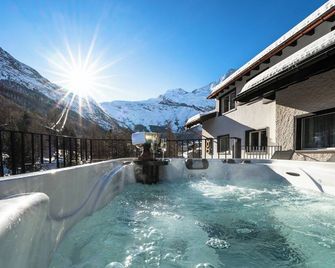 Boutique Hotel La Gorge - Saas-Fee - Gebouw