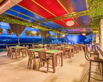 글램핑 경험 사비에자 - 네모콘 - 레스토랑