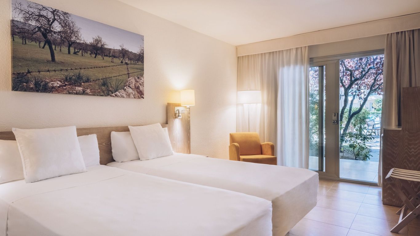 Iberostar Waves Pinos Park