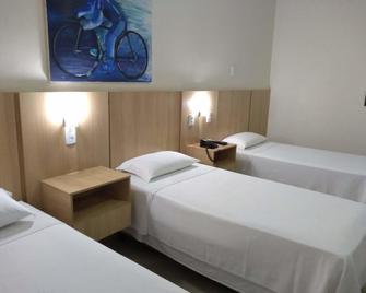 Victoria Plaza Hotel - Palmas - Schlafzimmer