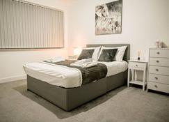 Luxury 2 bedroom apartment - Birmingham - Bedroom