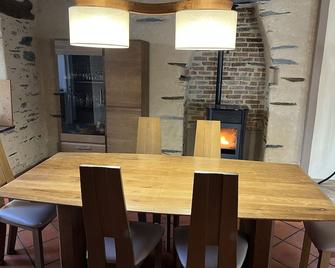 Gîte de la Haie des Bois - 8P - Plessé - Restaurante