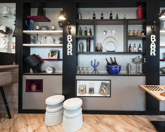Ibis Styles Rouen Nord Barentin - Barentin - Bar