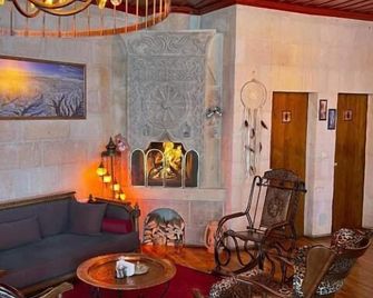 Duven Hotel Cappadocia - Uchisar - Living room