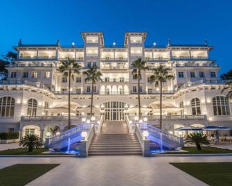 Gran Hotel Miramar Gl - Málaga - Gebäude