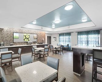 Red Lion Inn & Suites Hou Airport Road - Houston