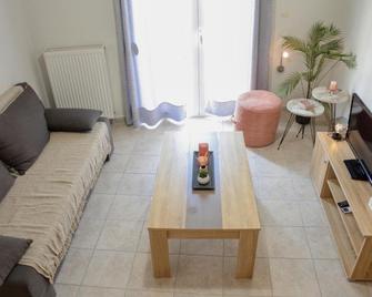 Ruby house Preveza - Préveza - Living room