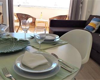 Mirapraia 7- Refurbished, Air Conditioning, Wifi, Tv, Bedroom And Living Room, Sea View - Quarteira - Essbereich