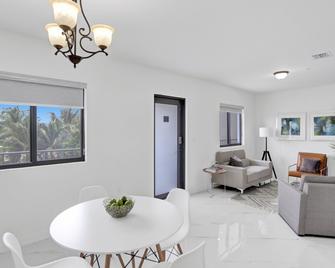 Renzzi Wynwood Apartments - Miami - Eetruimte