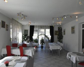 Top Mountain - פויאנה ברשוב - מסעדה