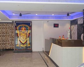 Hotel Jagapathi international - Vijayawada - Front desk