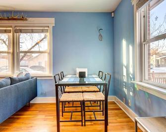 Pet-friendly Denver Home: Walk to Restaurants - Denver - Dining room