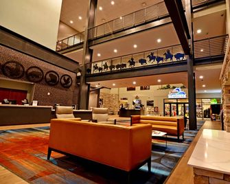 7Clans Hotel & Resort - Newkirk - Lobby