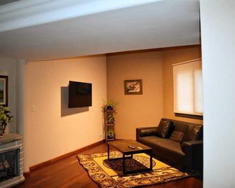 Cosmo Mendoza Suites - Mendoza - Living room